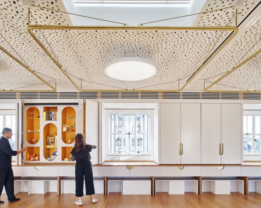 Centro de aprendizado de arquitetura em Londres é construído com materiais ecológicos