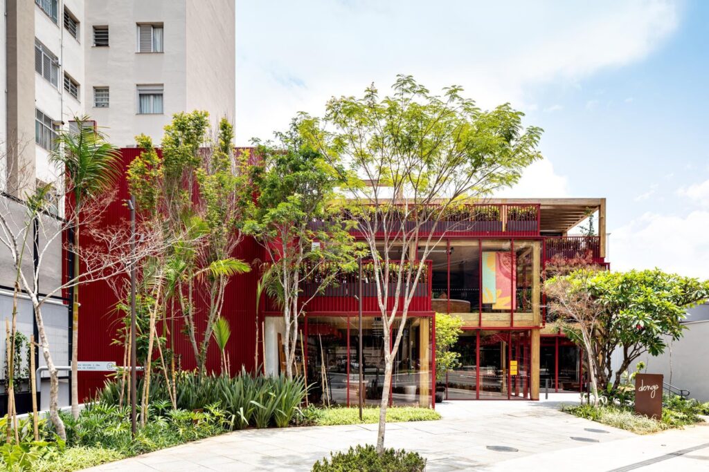 edifício em madeira engenheirada no Brasil