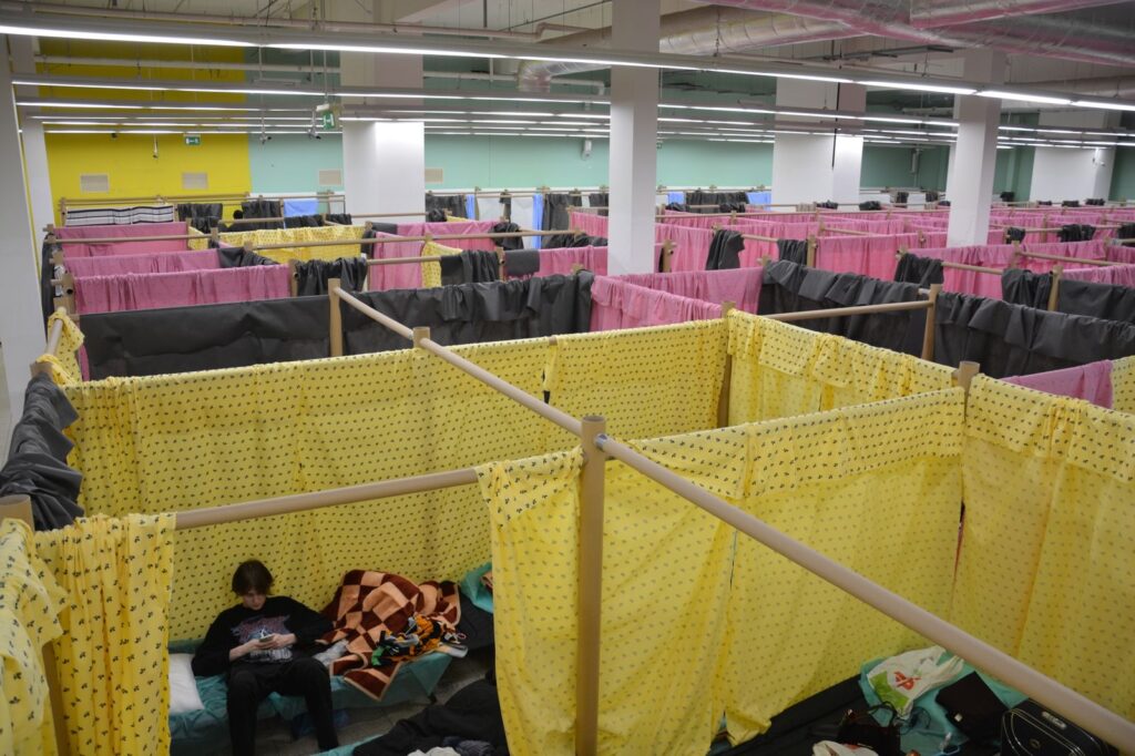 Shigeru Ban centros de refugiados ucranianos