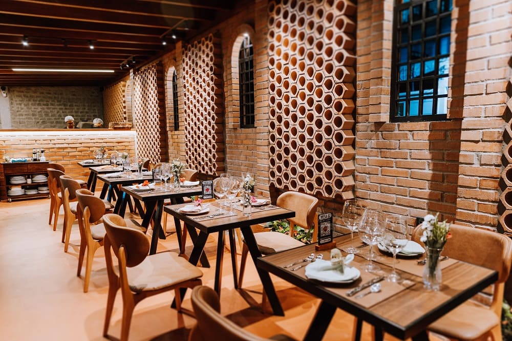 restaurante tem um incrível sistema de resfriamento natural do ar