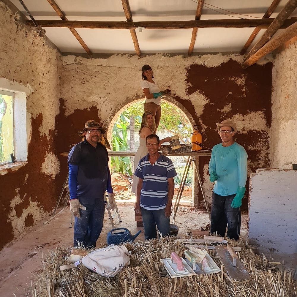 Revestimento em argamassa de cal